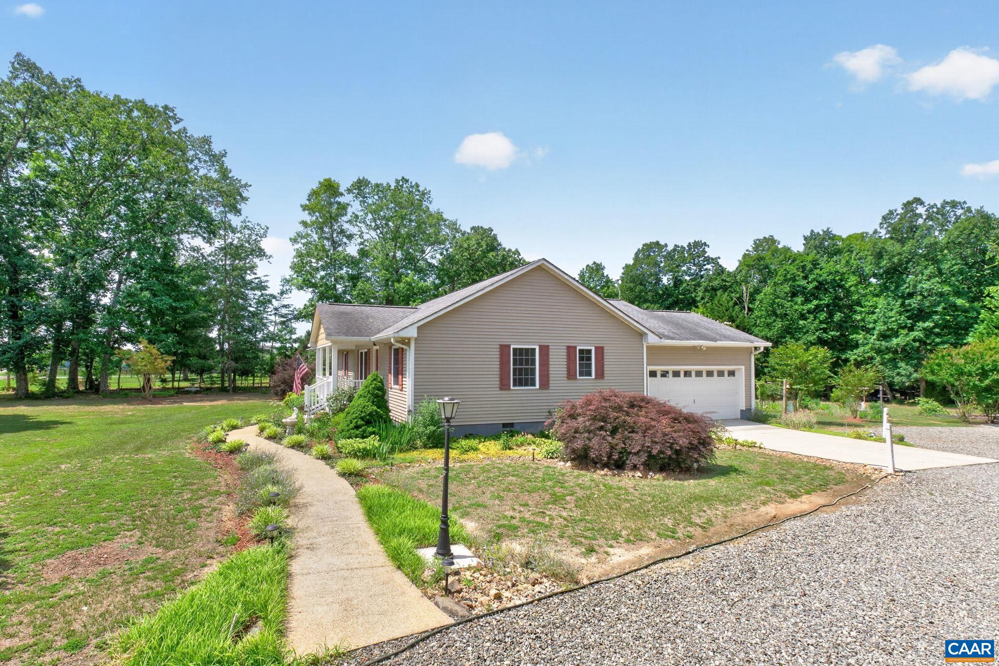 3219 S SPOTSWOOD TRL, LOUISA, Virginia 23093, 3 Bedrooms Bedrooms, ,2 BathroomsBathrooms,Residential,3219 S SPOTSWOOD TRL,678404 MLS # 678404 3219 S SPOTSWOOD TRL, LOUISA, Virginia 23093, 3 Bedrooms Bedrooms, ,2 BathroomsBathrooms,Residential,3219 S SPOTSWOOD TRL,678404 MLS # 678404