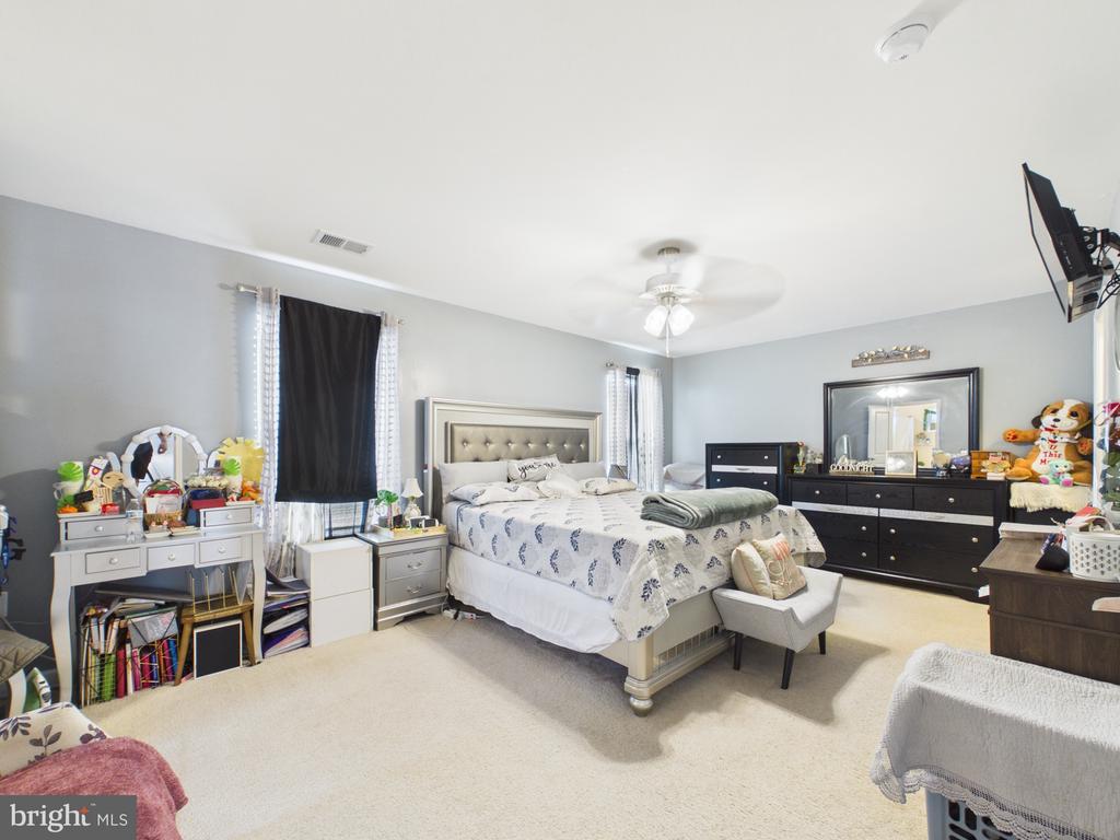 9535 FALL HAVEN RD, FREDERICKSBURG, Virginia 22407, 4 Bedrooms Bedrooms, ,2 BathroomsBathrooms,Residential,9535 FALL HAVEN RD,VASP2042490 MLS # VASP2042490 9535 FALL HAVEN RD, FREDERICKSBURG, Virginia 22407, 4 Bedrooms Bedrooms, ,2 BathroomsBathrooms,Residential,9535 FALL HAVEN RD,VASP2042490 MLS # VASP2042490