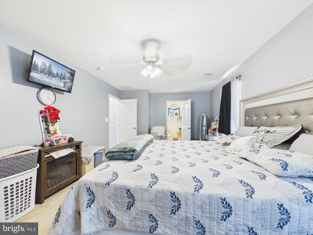 9535 FALL HAVEN RD, FREDERICKSBURG, Virginia 22407, 4 Bedrooms Bedrooms, ,2 BathroomsBathrooms,Residential,9535 FALL HAVEN RD,VASP2042490 MLS # VASP2042490 9535 FALL HAVEN RD, FREDERICKSBURG, Virginia 22407, 4 Bedrooms Bedrooms, ,2 BathroomsBathrooms,Residential,9535 FALL HAVEN RD,VASP2042490 MLS # VASP2042490