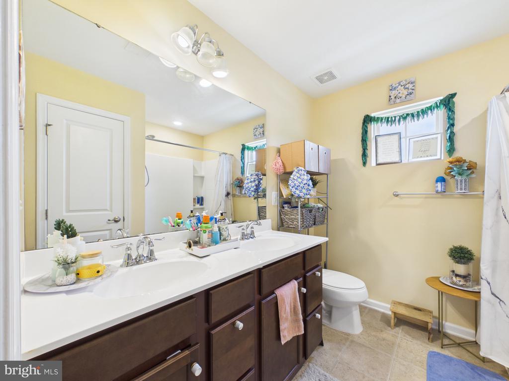 9535 FALL HAVEN RD, FREDERICKSBURG, Virginia 22407, 4 Bedrooms Bedrooms, ,2 BathroomsBathrooms,Residential,9535 FALL HAVEN RD,VASP2042490 MLS # VASP2042490 9535 FALL HAVEN RD, FREDERICKSBURG, Virginia 22407, 4 Bedrooms Bedrooms, ,2 BathroomsBathrooms,Residential,9535 FALL HAVEN RD,VASP2042490 MLS # VASP2042490