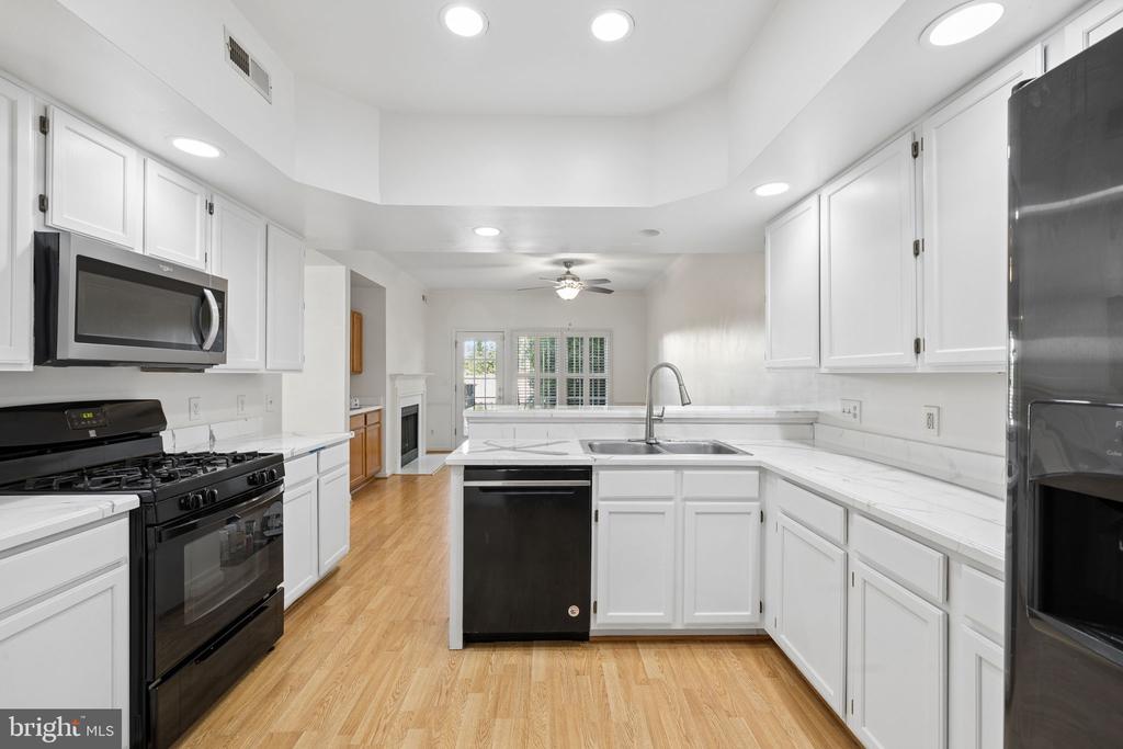 10004 SANDWEDGE CT, FREDERICKSBURG, Virginia 22408, 3 Bedrooms Bedrooms, ,2 BathroomsBathrooms,Residential,10004 SANDWEDGE CT,VASP2042646 MLS # VASP2042646 10004 SANDWEDGE CT, FREDERICKSBURG, Virginia 22408, 3 Bedrooms Bedrooms, ,2 BathroomsBathrooms,Residential,10004 SANDWEDGE CT,VASP2042646 MLS # VASP2042646