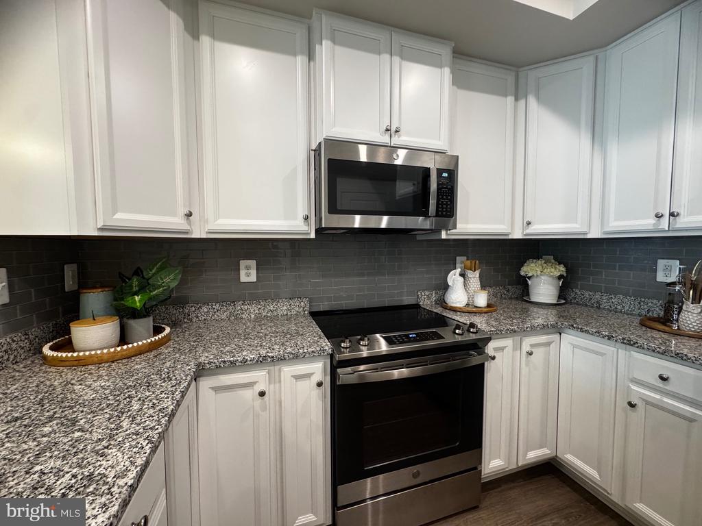 7911 INDEPENDENCE DR, SPOTSYLVANIA, Virginia 22553, 3 Bedrooms Bedrooms, ,2 BathroomsBathrooms,Residential,7911 INDEPENDENCE DR,VASP2042686 MLS # VASP2042686 7911 INDEPENDENCE DR, SPOTSYLVANIA, Virginia 22553, 3 Bedrooms Bedrooms, ,2 BathroomsBathrooms,Residential,7911 INDEPENDENCE DR,VASP2042686 MLS # VASP2042686