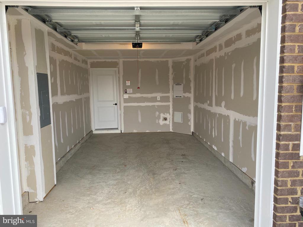 7911 INDEPENDENCE DR, SPOTSYLVANIA, Virginia 22553, 3 Bedrooms Bedrooms, ,2 BathroomsBathrooms,Residential,7911 INDEPENDENCE DR,VASP2042686 MLS # VASP2042686 7911 INDEPENDENCE DR, SPOTSYLVANIA, Virginia 22553, 3 Bedrooms Bedrooms, ,2 BathroomsBathrooms,Residential,7911 INDEPENDENCE DR,VASP2042686 MLS # VASP2042686
