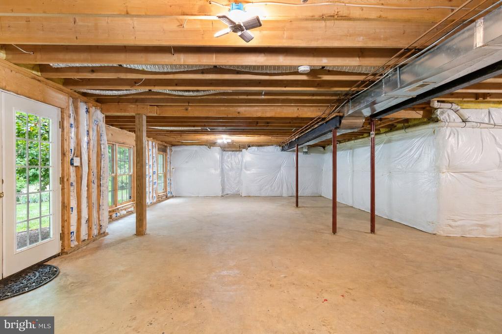 12003 POWDER MILL CT, SPOTSYLVANIA, Virginia 22553, 5 Bedrooms Bedrooms, ,3 BathroomsBathrooms,Residential,12003 POWDER MILL CT,VASP2042708 MLS # VASP2042708 12003 POWDER MILL CT, SPOTSYLVANIA, Virginia 22553, 5 Bedrooms Bedrooms, ,3 BathroomsBathrooms,Residential,12003 POWDER MILL CT,VASP2042708 MLS # VASP2042708