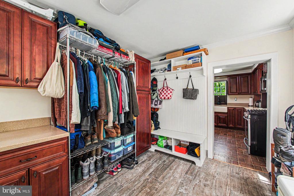 6287 OLD ZION RD, WARRENTON, Virginia 20187, 2 Bedrooms Bedrooms, ,1 BathroomBathrooms,Residential,6287 OLD ZION RD,VAFQ2022506 MLS # VAFQ2022506 6287 OLD ZION RD, WARRENTON, Virginia 20187, 2 Bedrooms Bedrooms, ,1 BathroomBathrooms,Residential,6287 OLD ZION RD,VAFQ2022506 MLS # VAFQ2022506
