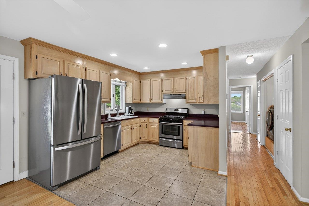 215 FOREST DR, STUARTS DRAFT, Virginia 24477, 6 Bedrooms Bedrooms, ,4 BathroomsBathrooms,Residential,215 FOREST DR,678302 MLS # 678302