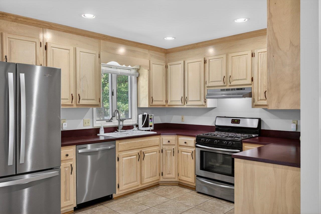 215 FOREST DR, STUARTS DRAFT, Virginia 24477, 6 Bedrooms Bedrooms, ,4 BathroomsBathrooms,Residential,215 FOREST DR,678302 MLS # 678302
