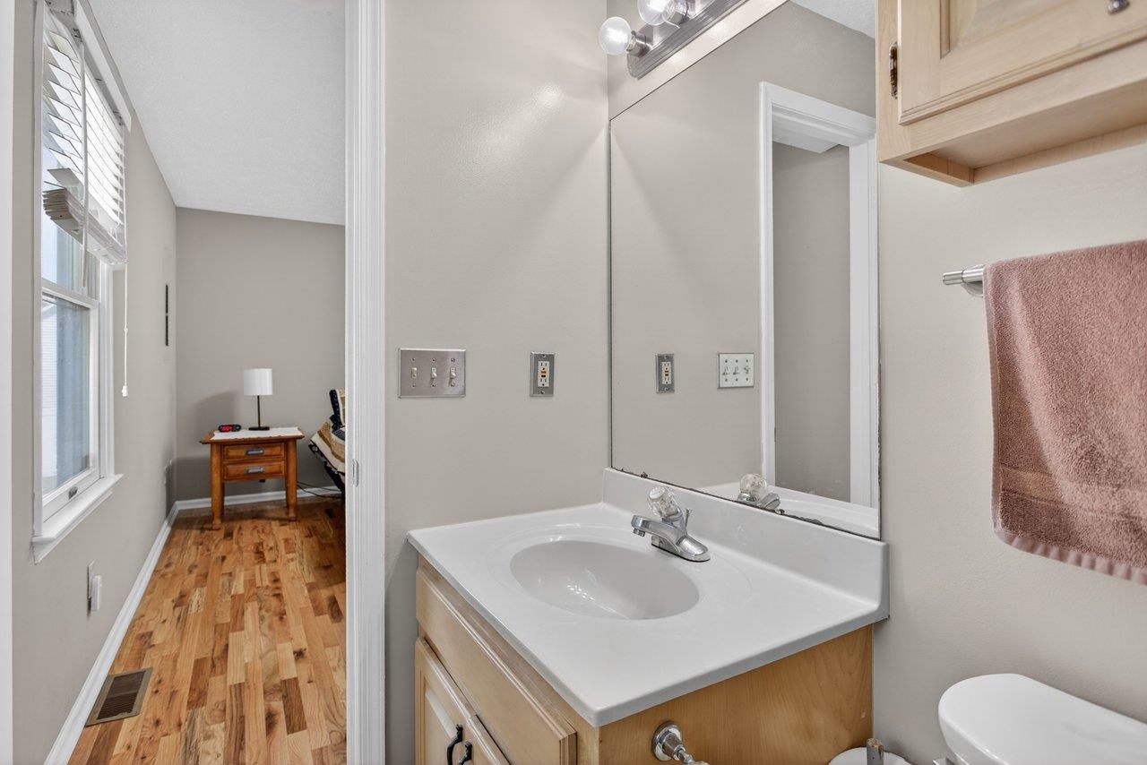 215 FOREST DR, STUARTS DRAFT, Virginia 24477, 6 Bedrooms Bedrooms, ,4 BathroomsBathrooms,Residential,215 FOREST DR,678302 MLS # 678302