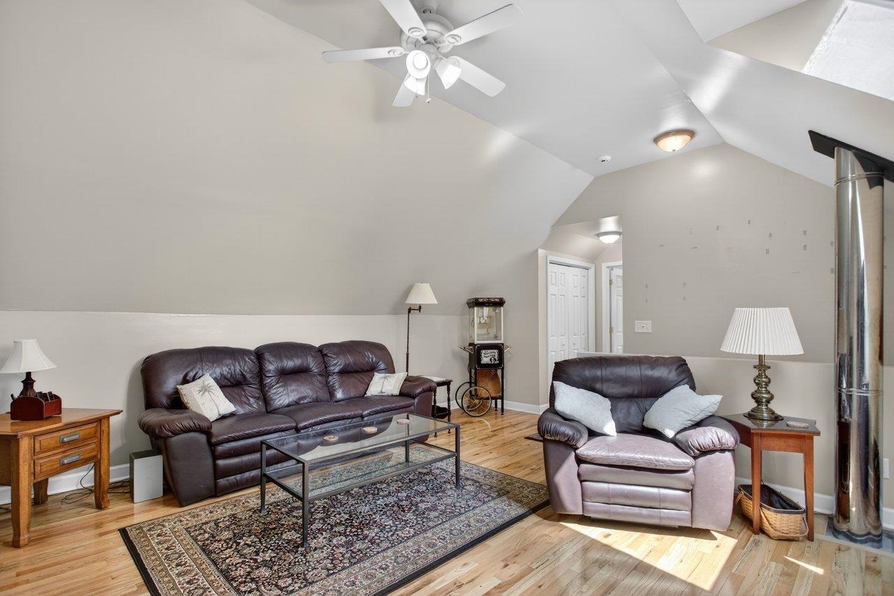 215 FOREST DR, STUARTS DRAFT, Virginia 24477, 6 Bedrooms Bedrooms, ,4 BathroomsBathrooms,Residential,215 FOREST DR,678302 MLS # 678302