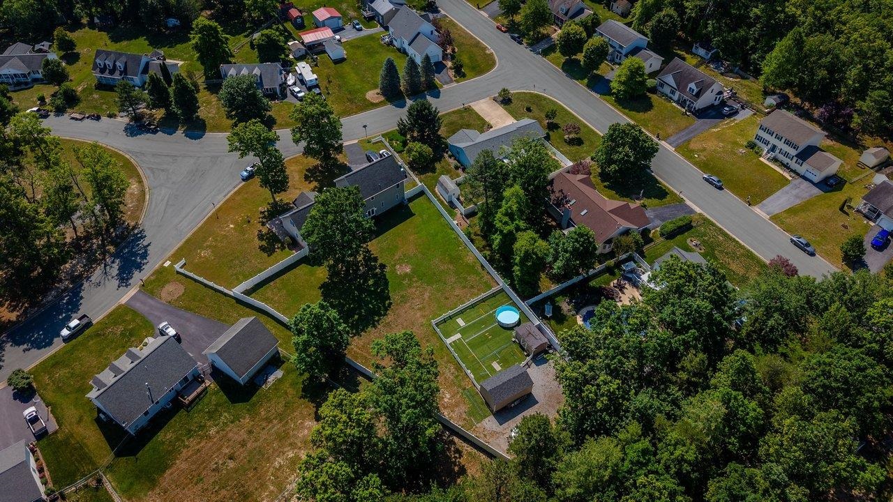 215 FOREST DR, STUARTS DRAFT, Virginia 24477, 6 Bedrooms Bedrooms, ,4 BathroomsBathrooms,Residential,215 FOREST DR,678302 MLS # 678302