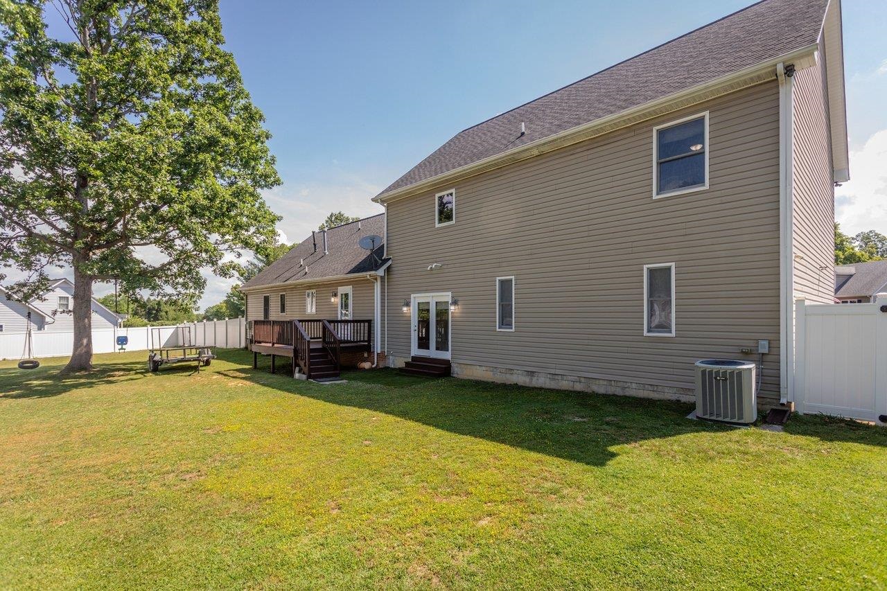 215 FOREST DR, STUARTS DRAFT, Virginia 24477, 6 Bedrooms Bedrooms, ,4 BathroomsBathrooms,Residential,215 FOREST DR,678302 MLS # 678302