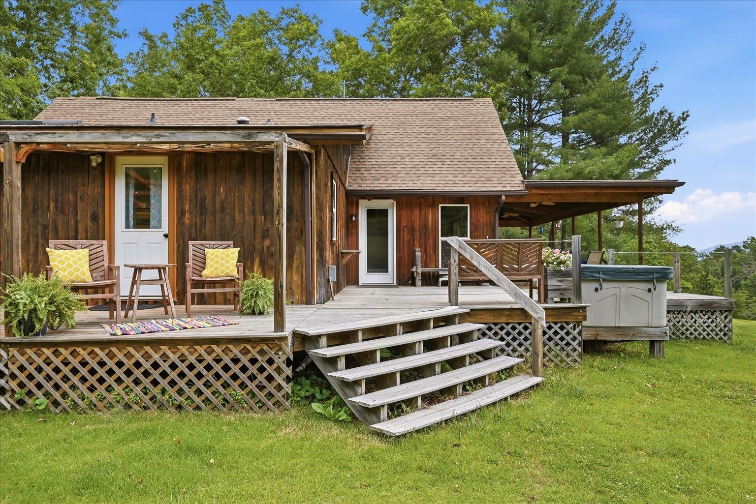 14636 TURNER RUN RD, FULKS RUN, Virginia 22830, 3 Bedrooms Bedrooms, ,2 BathroomsBathrooms,Residential,14636 TURNER RUN RD,678409 MLS # 678409