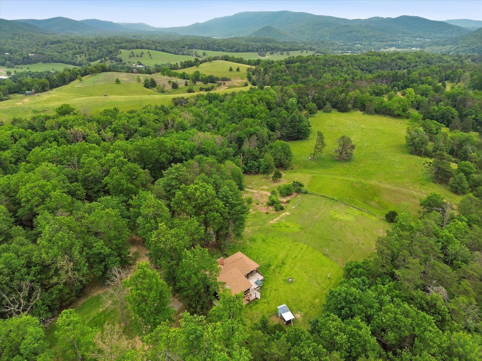 14636 TURNER RUN RD, FULKS RUN, Virginia 22830, 3 Bedrooms Bedrooms, ,2 BathroomsBathrooms,Residential,14636 TURNER RUN RD,678409 MLS # 678409