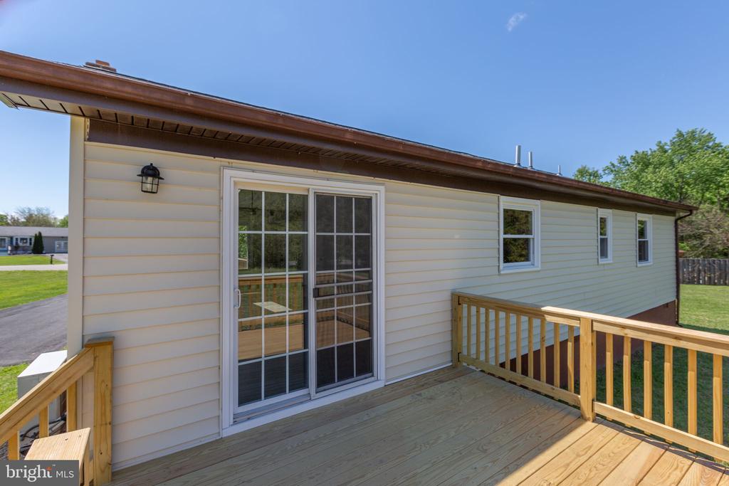 6732 FORBES PL W, BEALETON, Virginia 22712, 3 Bedrooms Bedrooms, ,2 BathroomsBathrooms,Residential,6732 FORBES PL W,VAFQ2021682 MLS # VAFQ2021682