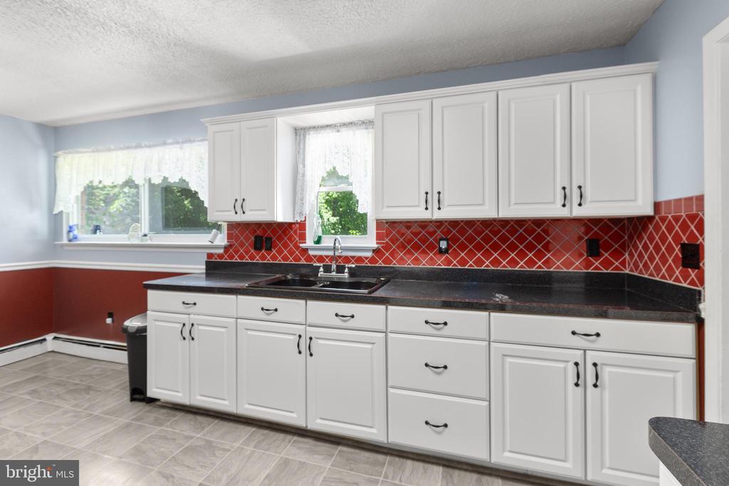 11521 ORANGE PLANK RD, LOCUST GROVE, Virginia 22508, 3 Bedrooms Bedrooms, ,2 BathroomsBathrooms,Residential,11521 ORANGE PLANK RD,VASP2041958 MLS # VASP2041958