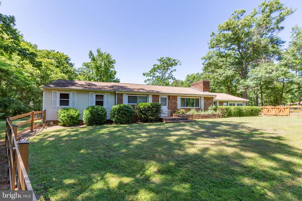 11521 ORANGE PLANK RD, LOCUST GROVE, Virginia 22508, 3 Bedrooms Bedrooms, ,2 BathroomsBathrooms,Residential,11521 ORANGE PLANK RD,VASP2041958 MLS # VASP2041958