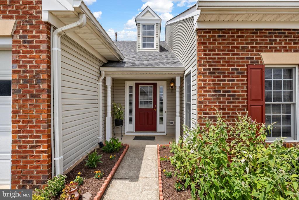 11208 SILVERSMITH LN, FREDERICKSBURG, Virginia 22407, 2 Bedrooms Bedrooms, ,2 BathroomsBathrooms,Residential,11208 SILVERSMITH LN,VASP2042688 MLS # VASP2042688