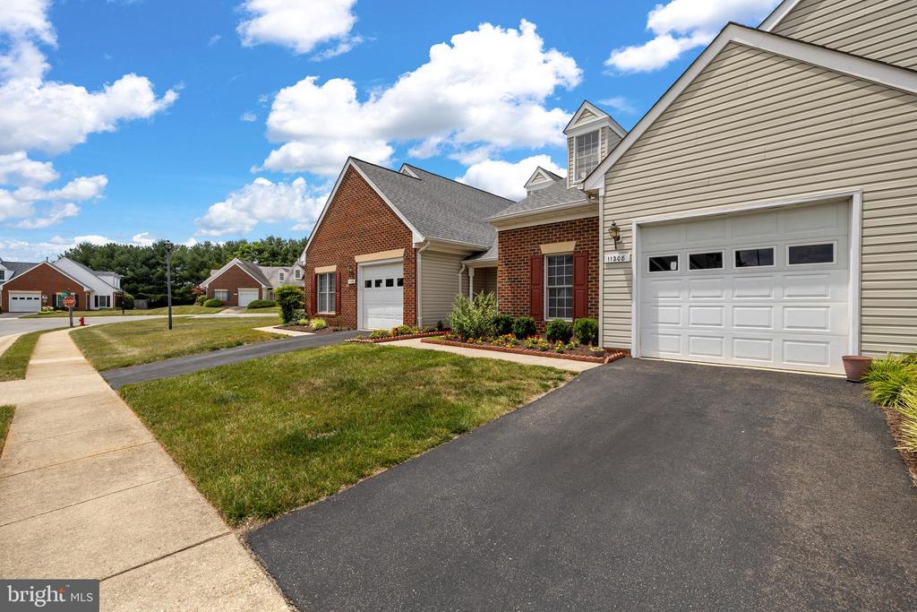 11208 SILVERSMITH LN, FREDERICKSBURG, Virginia 22407, 2 Bedrooms Bedrooms, ,2 BathroomsBathrooms,Residential,11208 SILVERSMITH LN,VASP2042688 MLS # VASP2042688