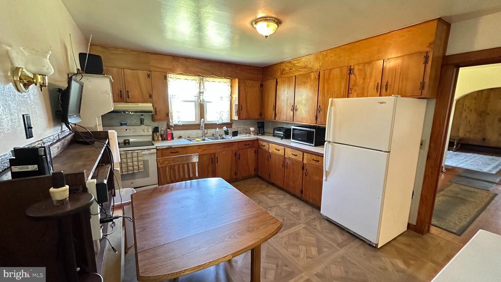 3233 NEWPORT RD, SHENANDOAH, Virginia 22849, 2 Bedrooms Bedrooms, ,1 BathroomBathrooms,Residential,3233 NEWPORT RD,VAPA2006512 MLS # VAPA2006512 3233 NEWPORT RD, SHENANDOAH, Virginia 22849, 2 Bedrooms Bedrooms, ,1 BathroomBathrooms,Residential,3233 NEWPORT RD,VAPA2006512 MLS # VAPA2006512