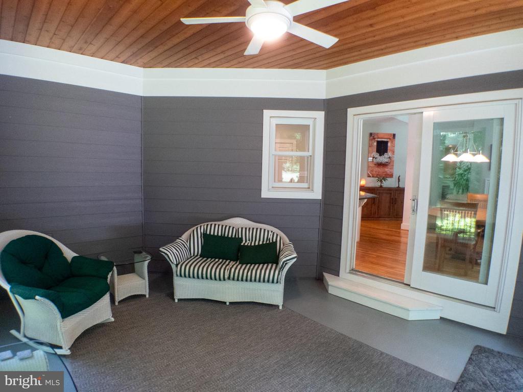 32 TOWHEE CT, NELLYSFORD, Virginia 22958, 3 Bedrooms Bedrooms, ,2 BathroomsBathrooms,Residential,32 TOWHEE CT,VANL2000684 MLS # VANL2000684 32 TOWHEE CT, NELLYSFORD, Virginia 22958, 3 Bedrooms Bedrooms, ,2 BathroomsBathrooms,Residential,32 TOWHEE CT,VANL2000684 MLS # VANL2000684
