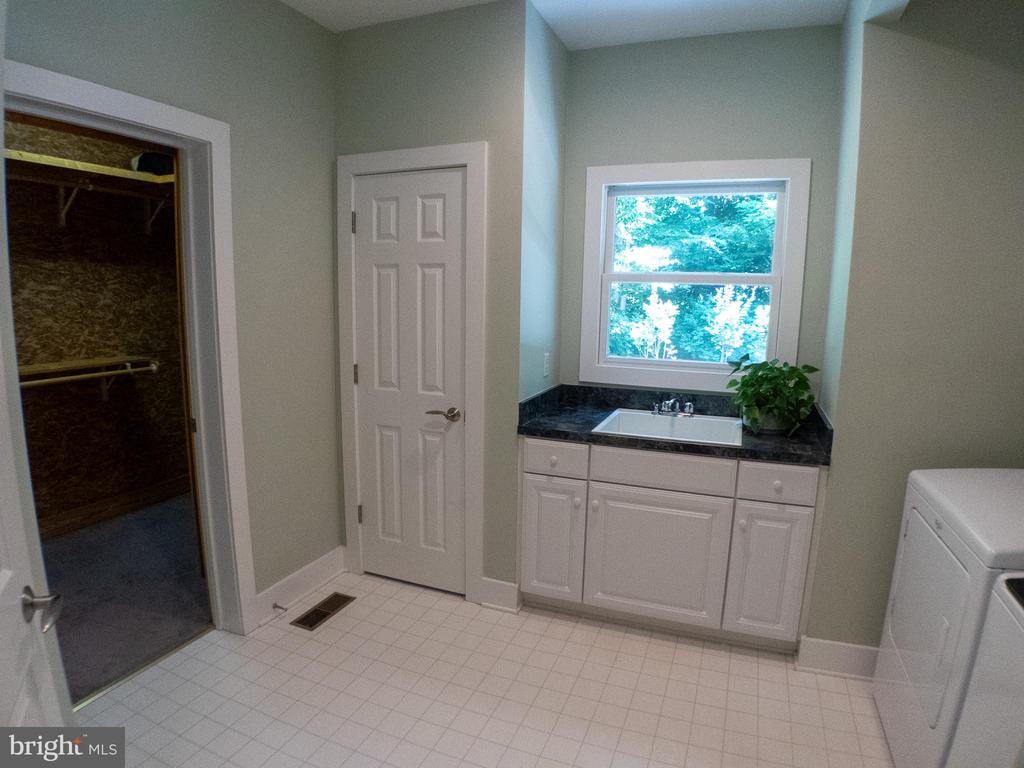 32 TOWHEE CT, NELLYSFORD, Virginia 22958, 3 Bedrooms Bedrooms, ,2 BathroomsBathrooms,Residential,32 TOWHEE CT,VANL2000684 MLS # VANL2000684 32 TOWHEE CT, NELLYSFORD, Virginia 22958, 3 Bedrooms Bedrooms, ,2 BathroomsBathrooms,Residential,32 TOWHEE CT,VANL2000684 MLS # VANL2000684
