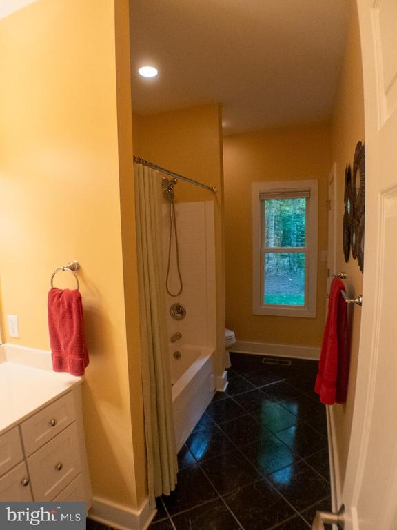32 TOWHEE CT, NELLYSFORD, Virginia 22958, 3 Bedrooms Bedrooms, ,2 BathroomsBathrooms,Residential,32 TOWHEE CT,VANL2000684 MLS # VANL2000684 32 TOWHEE CT, NELLYSFORD, Virginia 22958, 3 Bedrooms Bedrooms, ,2 BathroomsBathrooms,Residential,32 TOWHEE CT,VANL2000684 MLS # VANL2000684