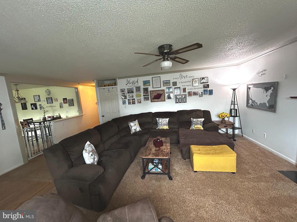 1409 N THOMAS WAY, CULPEPER, Virginia 22701, 3 Bedrooms Bedrooms, ,2 BathroomsBathrooms,Residential,1409 N THOMAS WAY,VACU2014058 MLS # VACU2014058 1409 N THOMAS WAY, CULPEPER, Virginia 22701, 3 Bedrooms Bedrooms, ,2 BathroomsBathrooms,Residential,1409 N THOMAS WAY,VACU2014058 MLS # VACU2014058