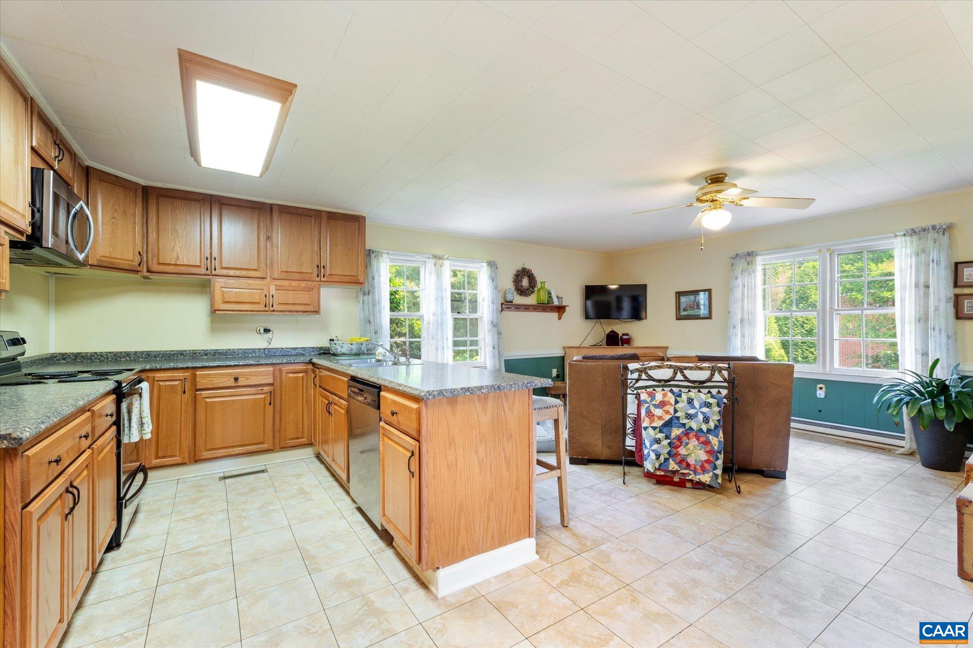 252 DAVID BRUCE AVE, CHARLOTTE COURT HOUSE, Virginia 23923, 3 Bedrooms Bedrooms, ,3 BathroomsBathrooms,Residential,Diamond Hill,252 DAVID BRUCE AVE,678417 MLS # 678417 252 DAVID BRUCE AVE, CHARLOTTE COURT HOUSE, Virginia 23923, 3 Bedrooms Bedrooms, ,3 BathroomsBathrooms,Residential,Diamond Hill,252 DAVID BRUCE AVE,678417 MLS # 678417