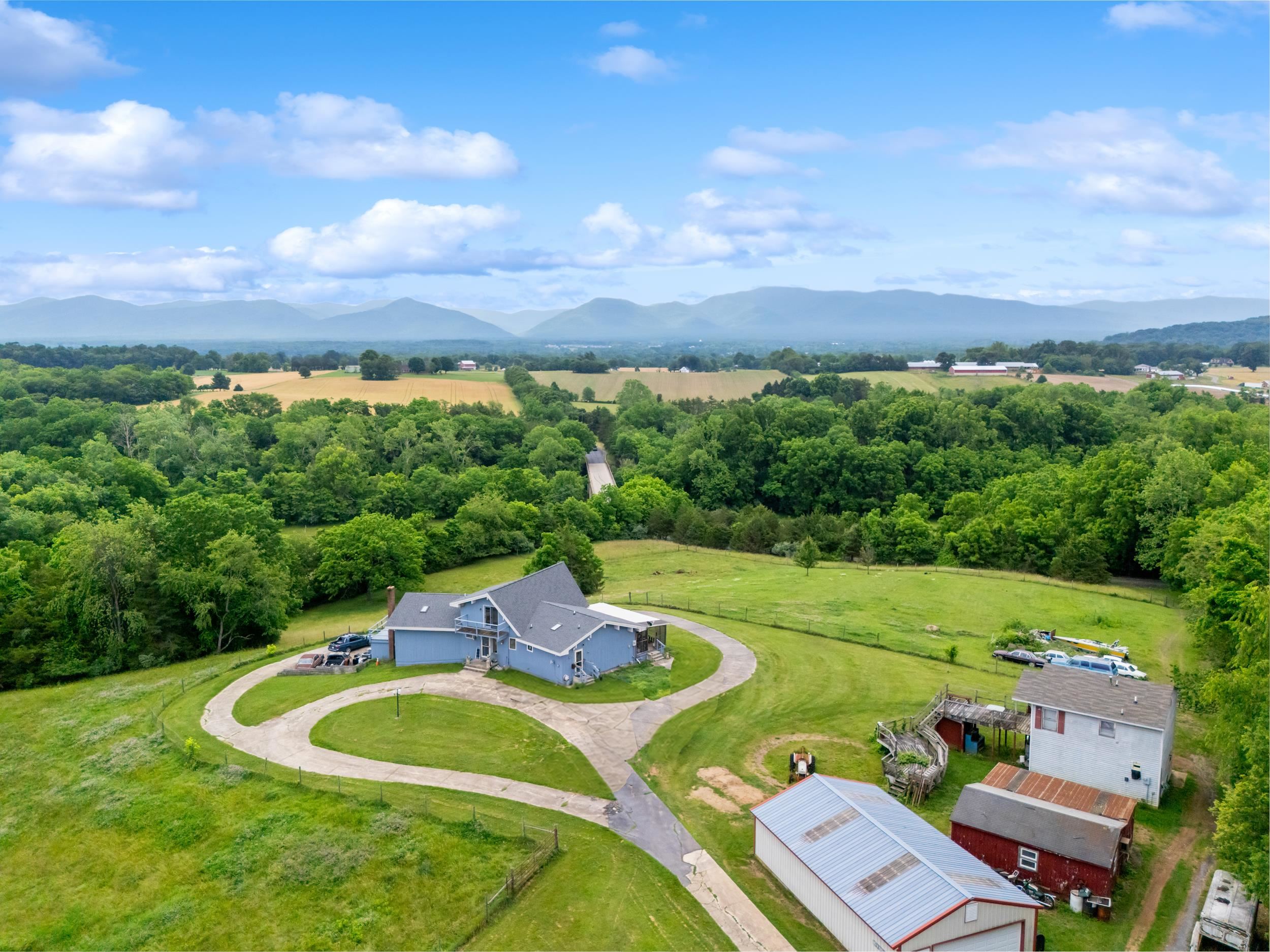 9223 CEDRICK LN, MOUNT CRAWFORD, Virginia 22841, 3 Bedrooms Bedrooms, ,2 BathroomsBathrooms,Residential,9223 CEDRICK LN,678419 MLS # 678419 9223 CEDRICK LN, MOUNT CRAWFORD, Virginia 22841, 3 Bedrooms Bedrooms, ,2 BathroomsBathrooms,Residential,9223 CEDRICK LN,678419 MLS # 678419