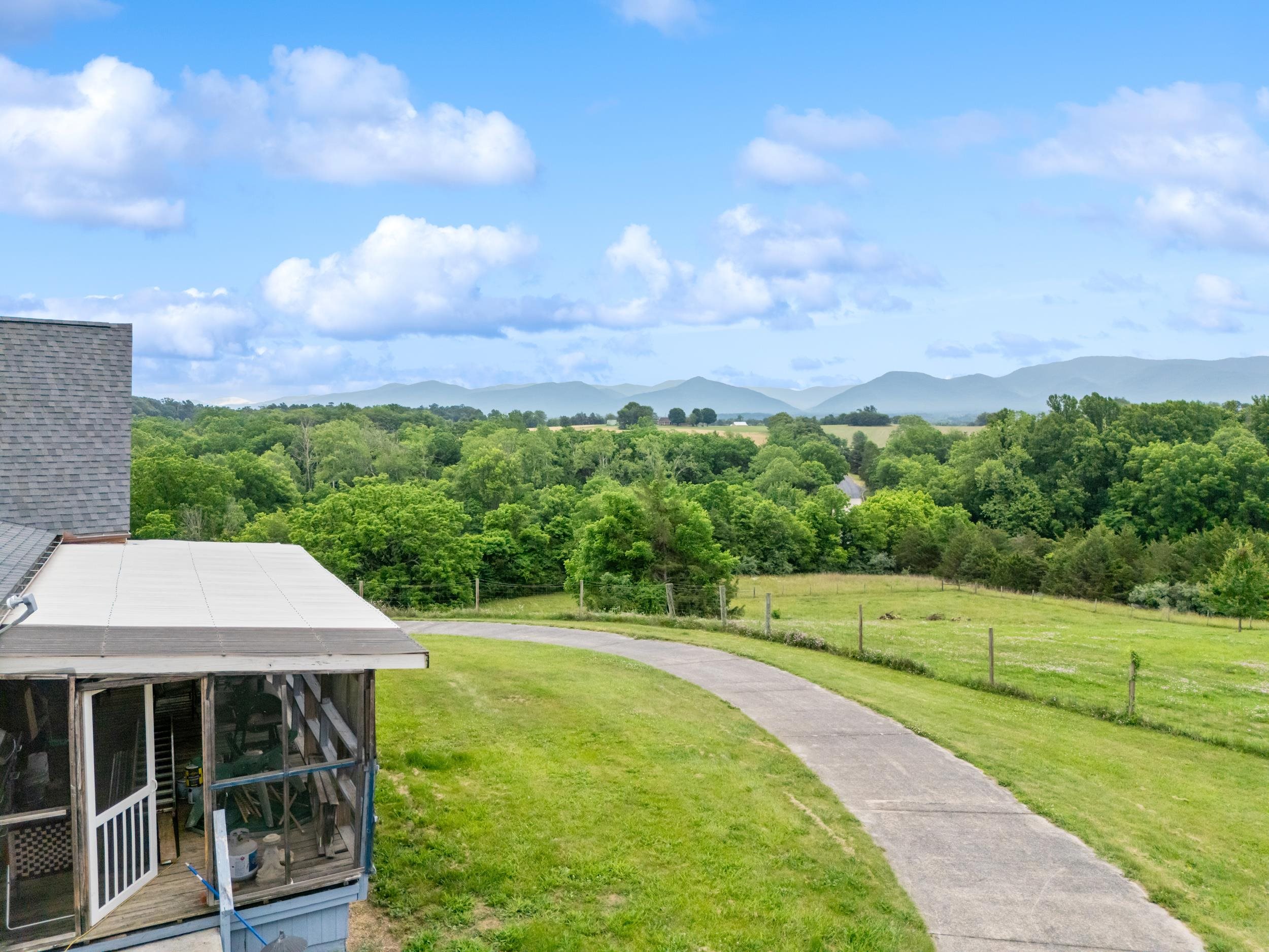 9223 CEDRICK LN, MOUNT CRAWFORD, Virginia 22841, 3 Bedrooms Bedrooms, ,2 BathroomsBathrooms,Residential,9223 CEDRICK LN,678419 MLS # 678419 9223 CEDRICK LN, MOUNT CRAWFORD, Virginia 22841, 3 Bedrooms Bedrooms, ,2 BathroomsBathrooms,Residential,9223 CEDRICK LN,678419 MLS # 678419