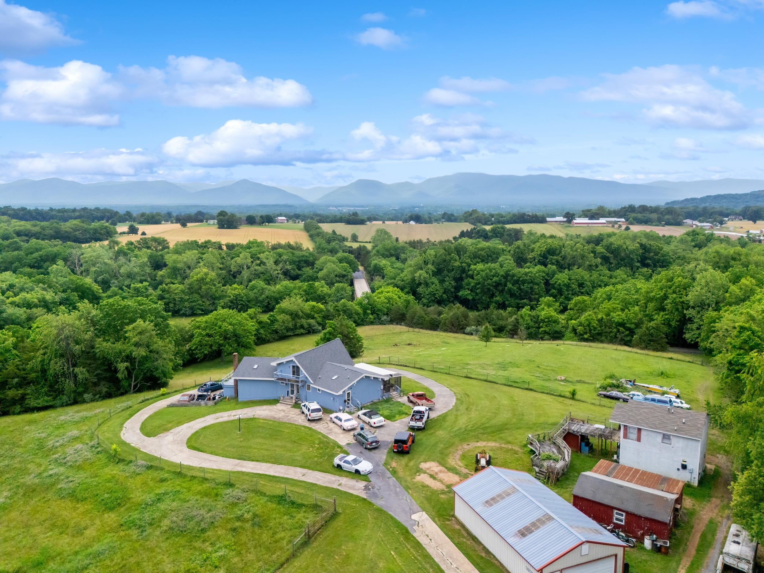 9223 CEDRICK LN, MOUNT CRAWFORD, Virginia 22841, 3 Bedrooms Bedrooms, ,2 BathroomsBathrooms,Residential,9223 CEDRICK LN,678419 MLS # 678419 9223 CEDRICK LN, MOUNT CRAWFORD, Virginia 22841, 3 Bedrooms Bedrooms, ,2 BathroomsBathrooms,Residential,9223 CEDRICK LN,678419 MLS # 678419