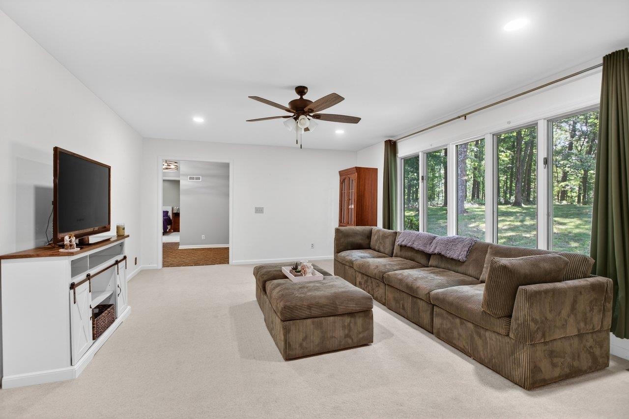 4117 LEE HWY, WEYERS CAVE, Virginia 24486, 4 Bedrooms Bedrooms, ,3 BathroomsBathrooms,Residential,4117 LEE HWY,678422 MLS # 678422 4117 LEE HWY, WEYERS CAVE, Virginia 24486, 4 Bedrooms Bedrooms, ,3 BathroomsBathrooms,Residential,4117 LEE HWY,678422 MLS # 678422