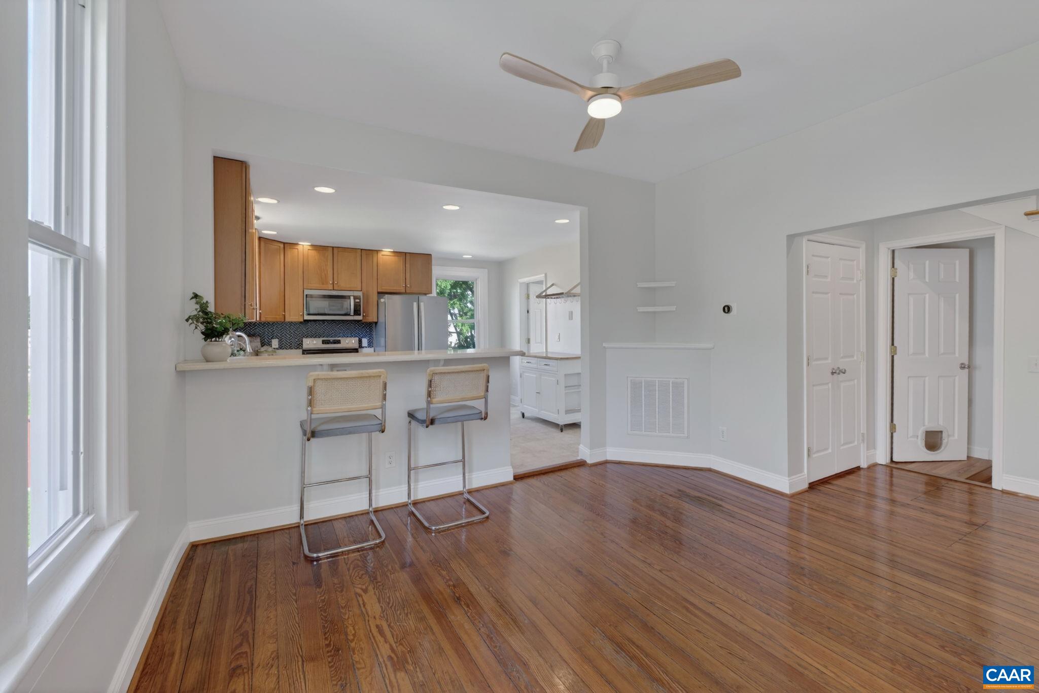 433 N WINCHESTER AVE, WAYNESBORO, Virginia 22980, 3 Bedrooms Bedrooms, ,2 BathroomsBathrooms,Residential,433 N WINCHESTER AVE,678424 MLS # 678424 433 N WINCHESTER AVE, WAYNESBORO, Virginia 22980, 3 Bedrooms Bedrooms, ,2 BathroomsBathrooms,Residential,433 N WINCHESTER AVE,678424 MLS # 678424