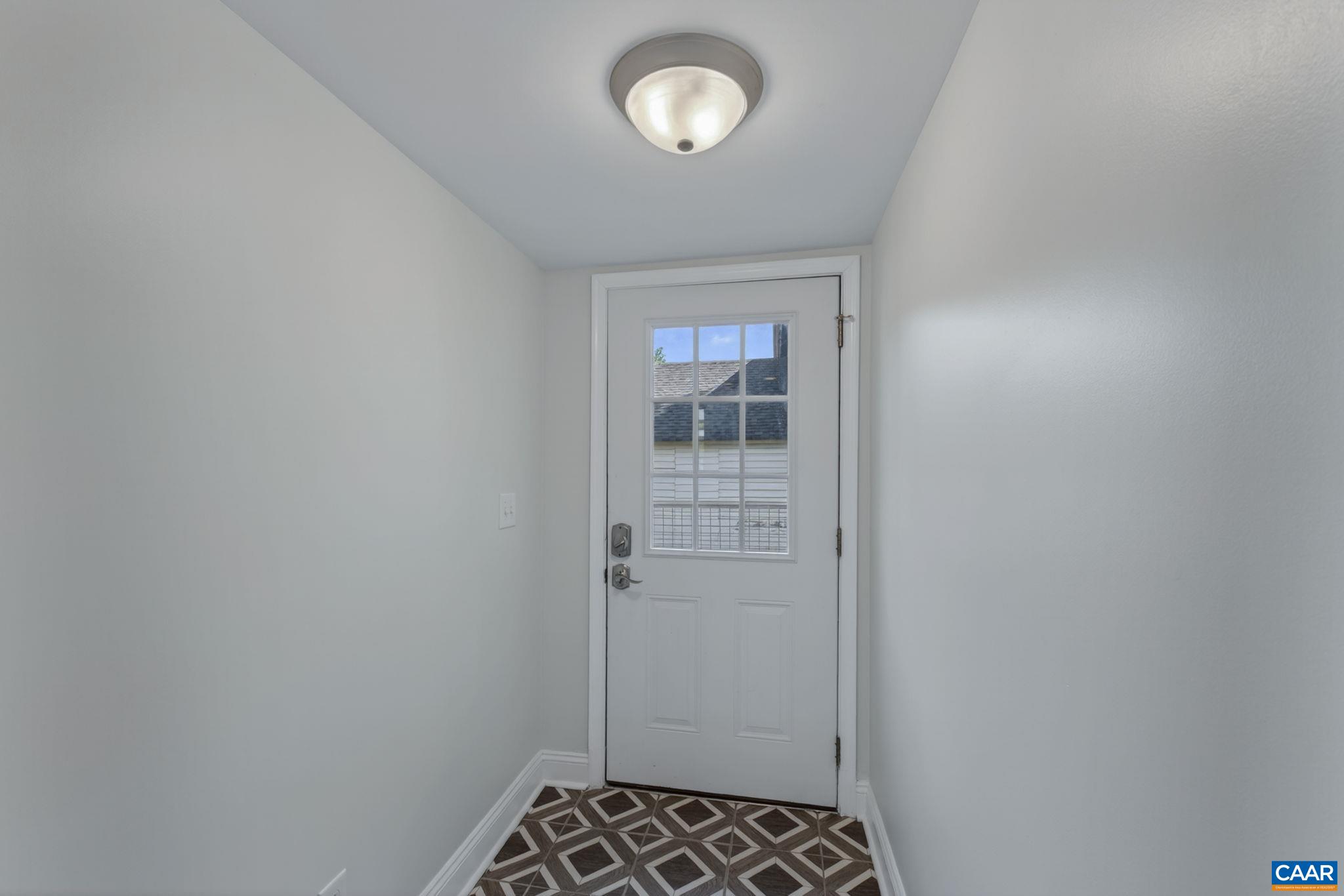 433 N WINCHESTER AVE, WAYNESBORO, Virginia 22980, 3 Bedrooms Bedrooms, ,2 BathroomsBathrooms,Residential,433 N WINCHESTER AVE,678424 MLS # 678424 433 N WINCHESTER AVE, WAYNESBORO, Virginia 22980, 3 Bedrooms Bedrooms, ,2 BathroomsBathrooms,Residential,433 N WINCHESTER AVE,678424 MLS # 678424