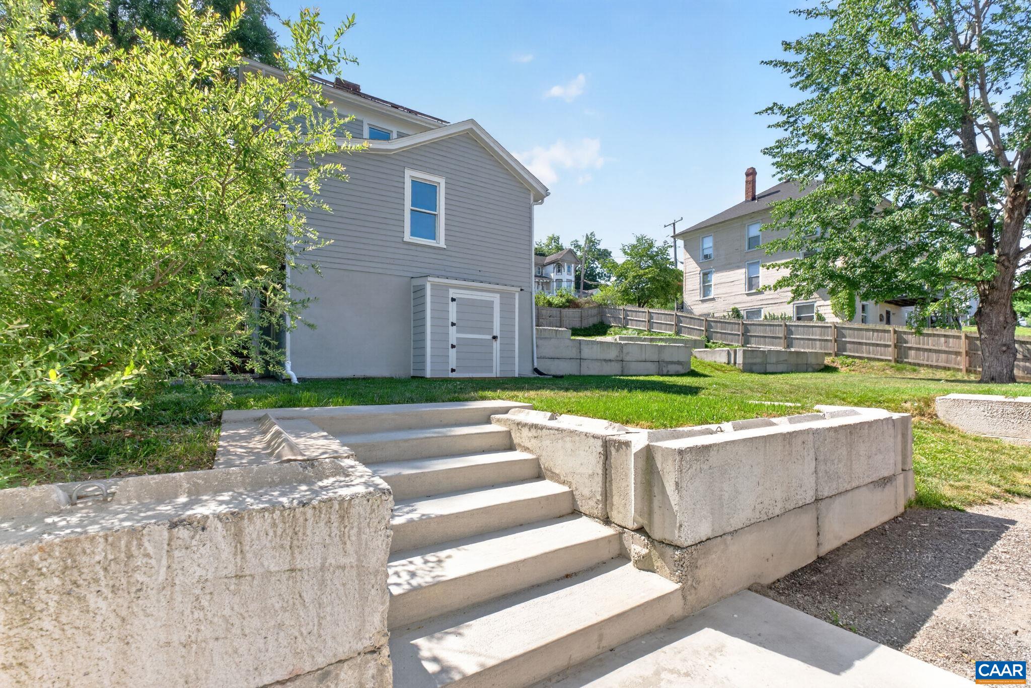 433 N WINCHESTER AVE, WAYNESBORO, Virginia 22980, 3 Bedrooms Bedrooms, ,2 BathroomsBathrooms,Residential,433 N WINCHESTER AVE,678424 MLS # 678424 433 N WINCHESTER AVE, WAYNESBORO, Virginia 22980, 3 Bedrooms Bedrooms, ,2 BathroomsBathrooms,Residential,433 N WINCHESTER AVE,678424 MLS # 678424