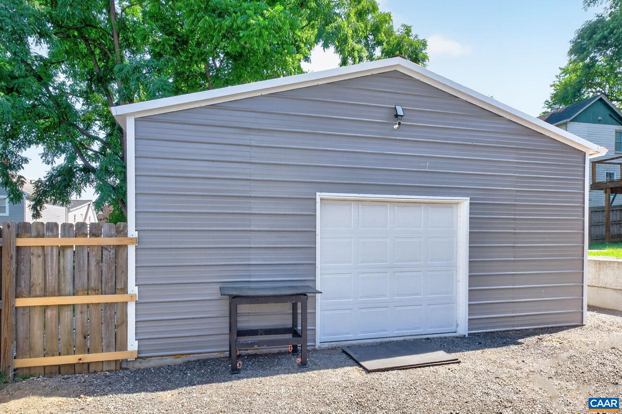 433 N WINCHESTER AVE, WAYNESBORO, Virginia 22980, 3 Bedrooms Bedrooms, ,2 BathroomsBathrooms,Residential,433 N WINCHESTER AVE,678424 MLS # 678424 433 N WINCHESTER AVE, WAYNESBORO, Virginia 22980, 3 Bedrooms Bedrooms, ,2 BathroomsBathrooms,Residential,433 N WINCHESTER AVE,678424 MLS # 678424