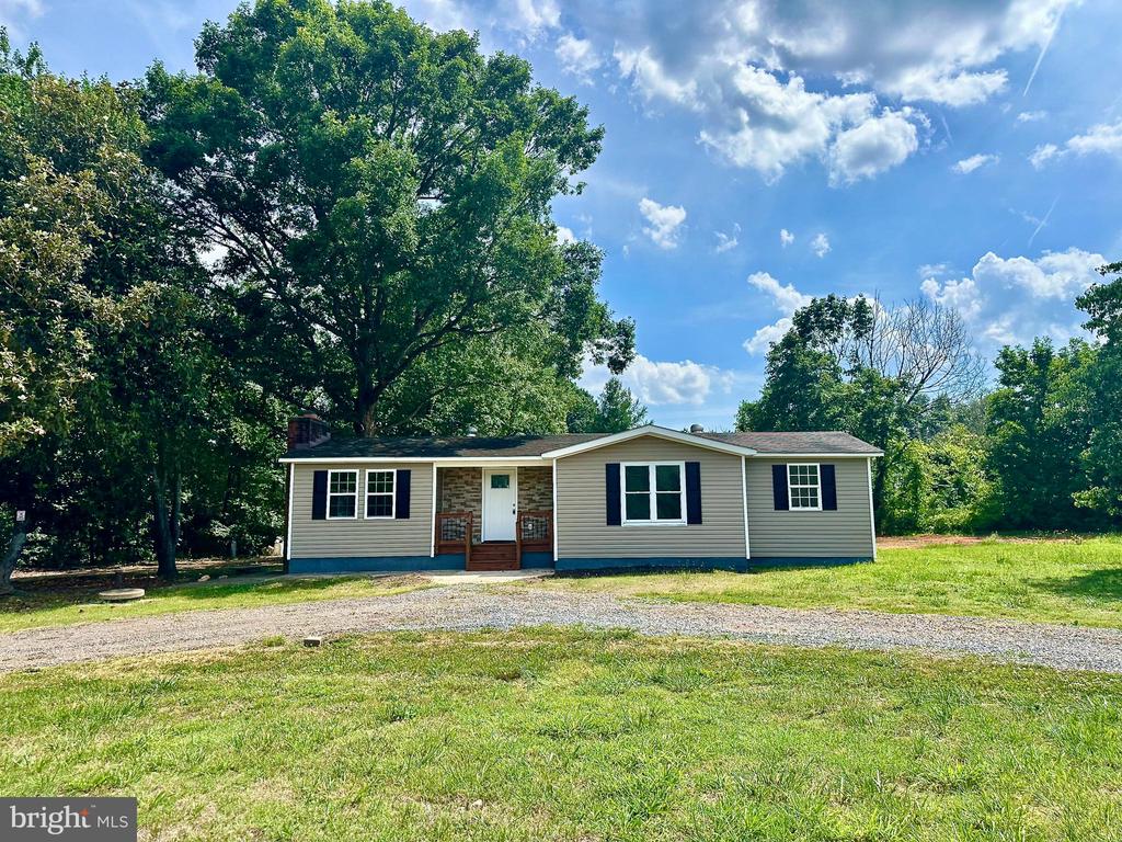 30494 HICKS RD, SPOTSYLVANIA, Virginia 22551, 3 Bedrooms Bedrooms, ,2 BathroomsBathrooms,Residential,30494 HICKS RD,VAOR2013962 MLS # VAOR2013962