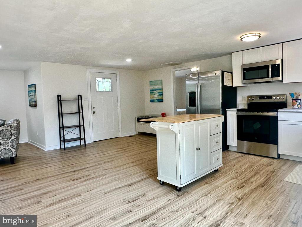 30494 HICKS RD, SPOTSYLVANIA, Virginia 22551, 3 Bedrooms Bedrooms, ,2 BathroomsBathrooms,Residential,30494 HICKS RD,VAOR2013962 MLS # VAOR2013962