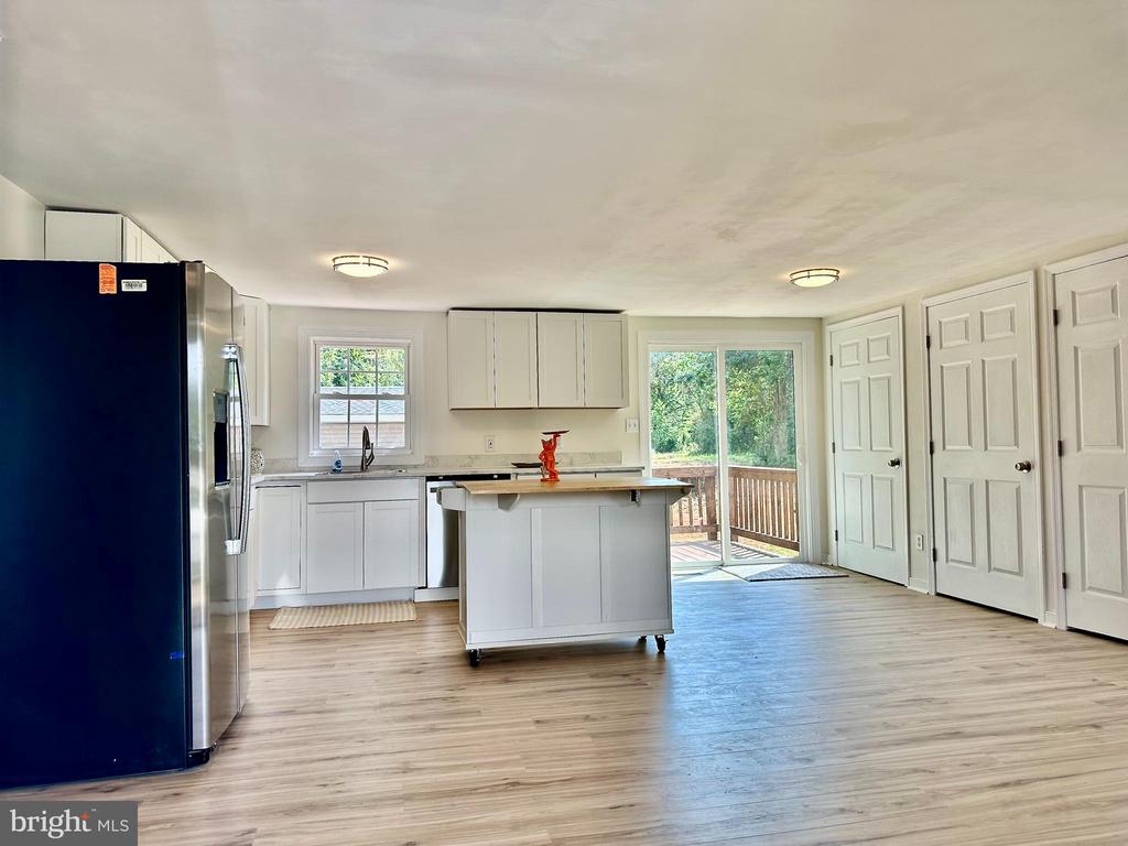 30494 HICKS RD, SPOTSYLVANIA, Virginia 22551, 3 Bedrooms Bedrooms, ,2 BathroomsBathrooms,Residential,30494 HICKS RD,VAOR2013962 MLS # VAOR2013962