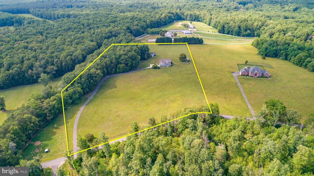 31193 OLD OFFICE RD, LOCUST GROVE, Virginia 22508, 4 Bedrooms Bedrooms, ,3 BathroomsBathrooms,Residential,31193 OLD OFFICE RD,VAOR2014384 MLS # VAOR2014384