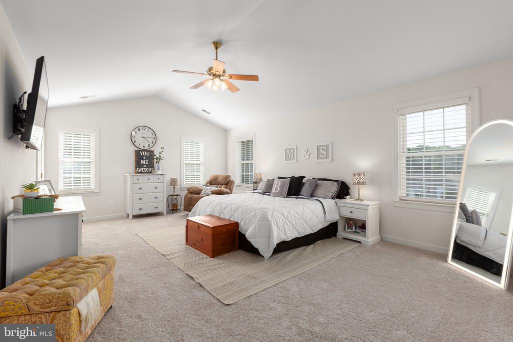 31193 OLD OFFICE RD, LOCUST GROVE, Virginia 22508, 4 Bedrooms Bedrooms, ,3 BathroomsBathrooms,Residential,31193 OLD OFFICE RD,VAOR2014384 MLS # VAOR2014384