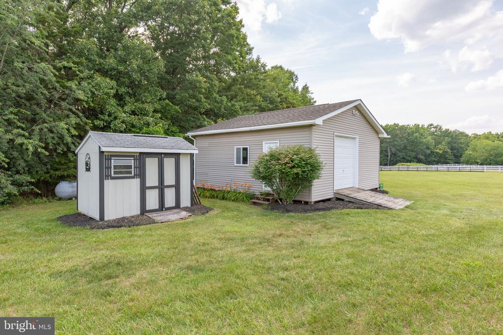 31193 OLD OFFICE RD, LOCUST GROVE, Virginia 22508, 4 Bedrooms Bedrooms, ,3 BathroomsBathrooms,Residential,31193 OLD OFFICE RD,VAOR2014384 MLS # VAOR2014384