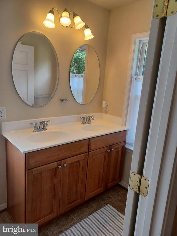 11200 JACKSON TRL W, SPOTSYLVANIA, Virginia 22553, 3 Bedrooms Bedrooms, ,2 BathroomsBathrooms,Residential,11200 JACKSON TRL W,VASP2042812 MLS # VASP2042812 11200 JACKSON TRL W, SPOTSYLVANIA, Virginia 22553, 3 Bedrooms Bedrooms, ,2 BathroomsBathrooms,Residential,11200 JACKSON TRL W,VASP2042812 MLS # VASP2042812
