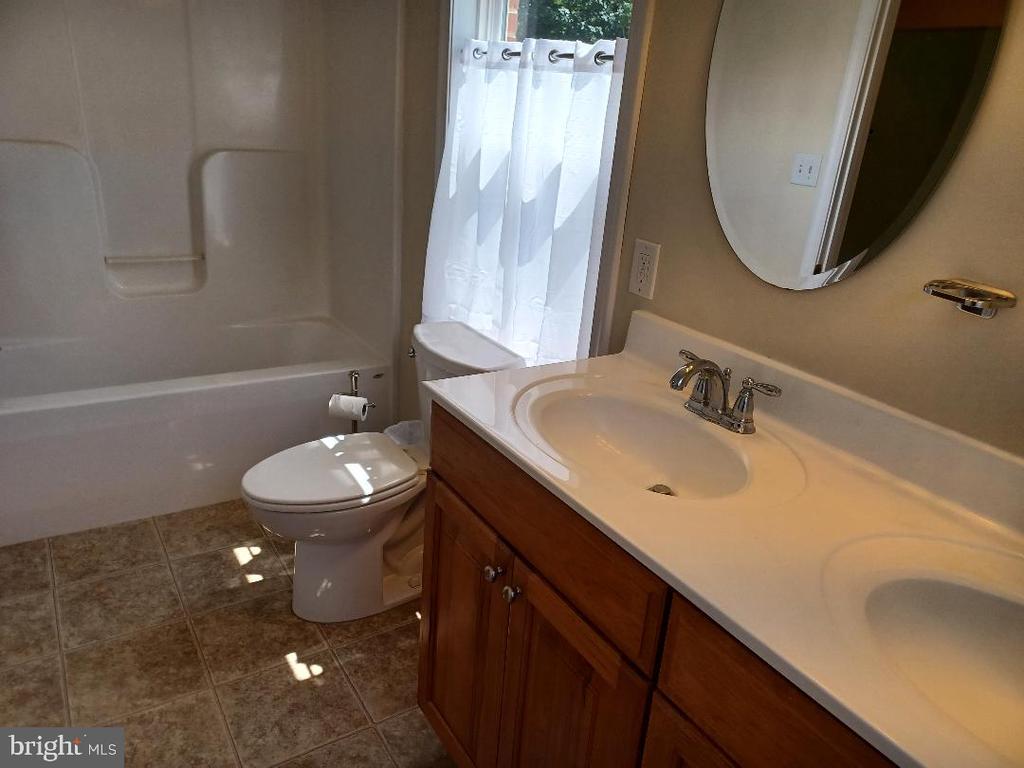 11200 JACKSON TRL W, SPOTSYLVANIA, Virginia 22553, 3 Bedrooms Bedrooms, ,2 BathroomsBathrooms,Residential,11200 JACKSON TRL W,VASP2042812 MLS # VASP2042812 11200 JACKSON TRL W, SPOTSYLVANIA, Virginia 22553, 3 Bedrooms Bedrooms, ,2 BathroomsBathrooms,Residential,11200 JACKSON TRL W,VASP2042812 MLS # VASP2042812