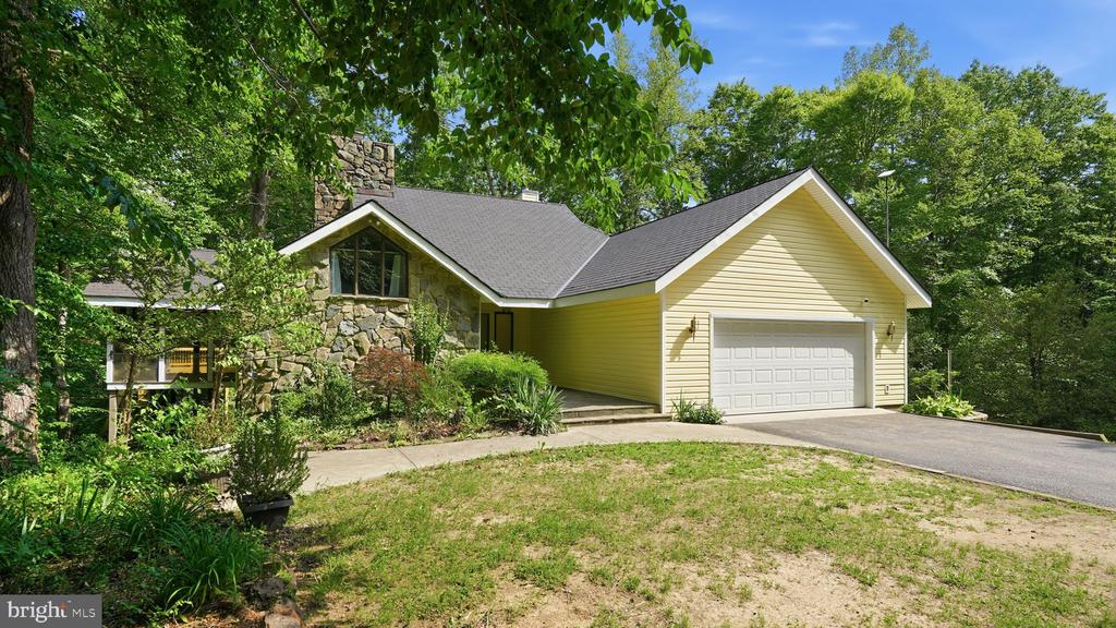 47 WAUCOMA TRL, SPOTSYLVANIA, Virginia 22551, 3 Bedrooms Bedrooms, ,2 BathroomsBathrooms,Residential,47 WAUCOMA TRL,VASP2042928 MLS # VASP2042928 47 WAUCOMA TRL, SPOTSYLVANIA, Virginia 22551, 3 Bedrooms Bedrooms, ,2 BathroomsBathrooms,Residential,47 WAUCOMA TRL,VASP2042928 MLS # VASP2042928