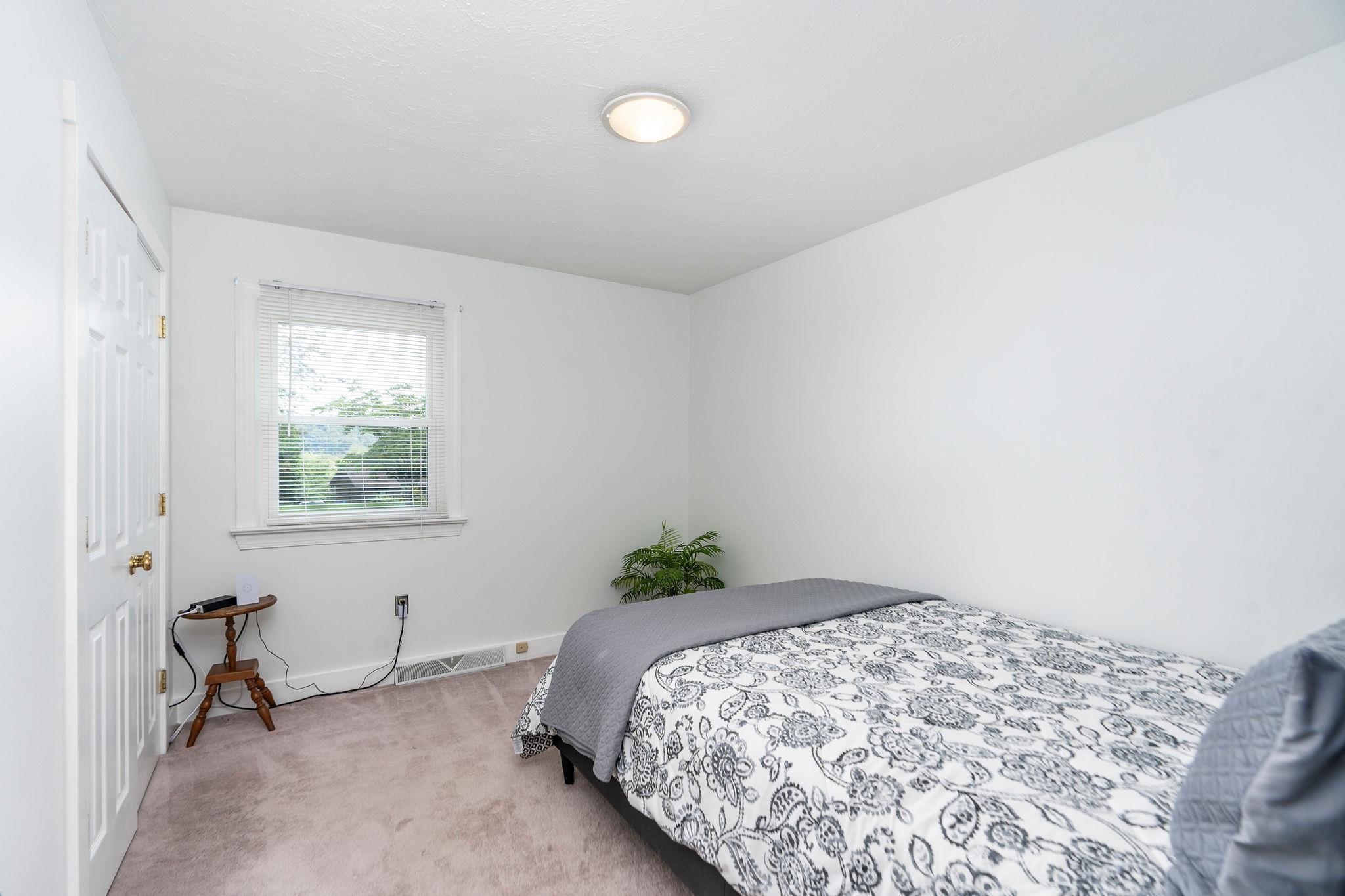 126 RIVER RIDGE RD, VERONA, Virginia 24482, 3 Bedrooms Bedrooms, ,2 BathroomsBathrooms,Residential,126 RIVER RIDGE RD,678427 MLS # 678427 126 RIVER RIDGE RD, VERONA, Virginia 24482, 3 Bedrooms Bedrooms, ,2 BathroomsBathrooms,Residential,126 RIVER RIDGE RD,678427 MLS # 678427