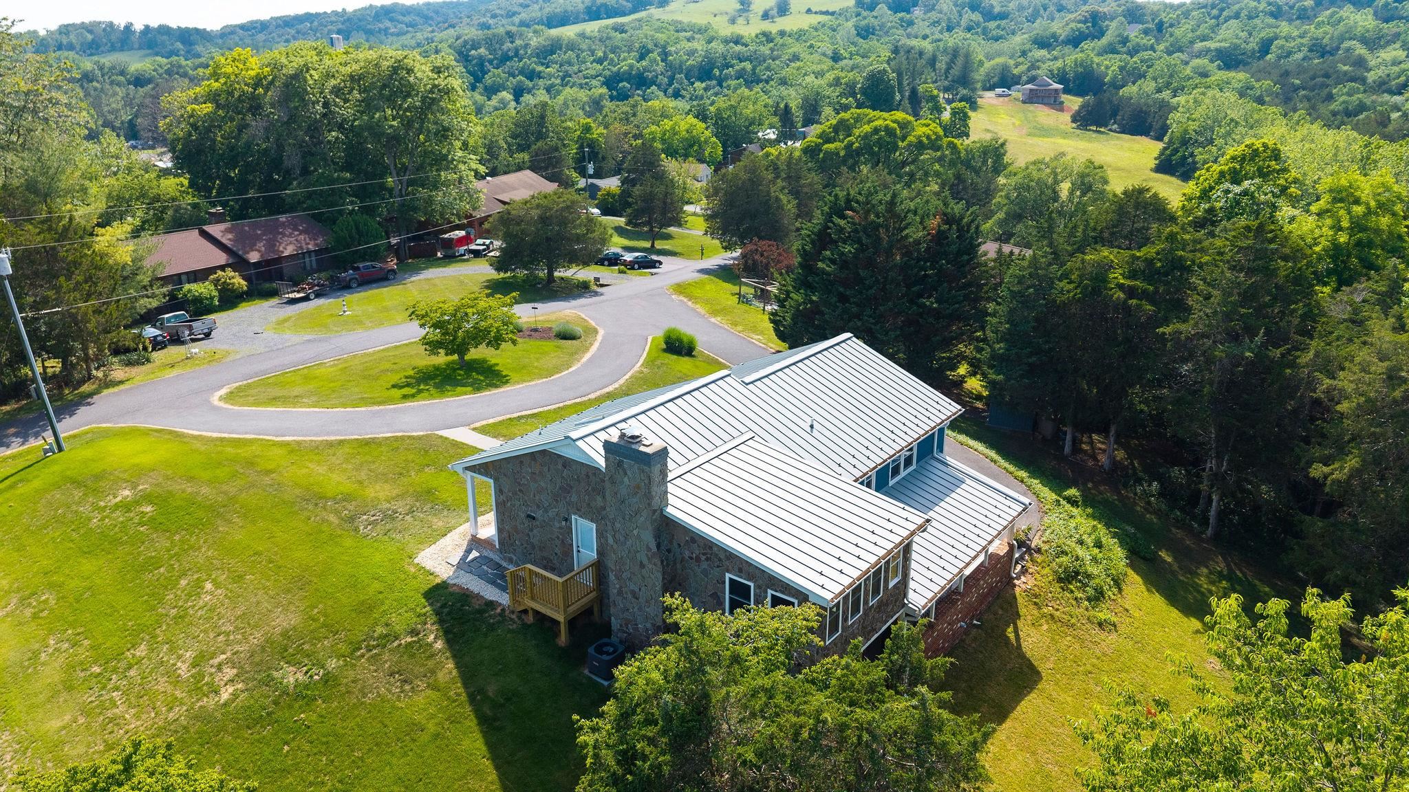 126 RIVER RIDGE RD, VERONA, Virginia 24482, 3 Bedrooms Bedrooms, ,2 BathroomsBathrooms,Residential,126 RIVER RIDGE RD,678427 MLS # 678427 126 RIVER RIDGE RD, VERONA, Virginia 24482, 3 Bedrooms Bedrooms, ,2 BathroomsBathrooms,Residential,126 RIVER RIDGE RD,678427 MLS # 678427