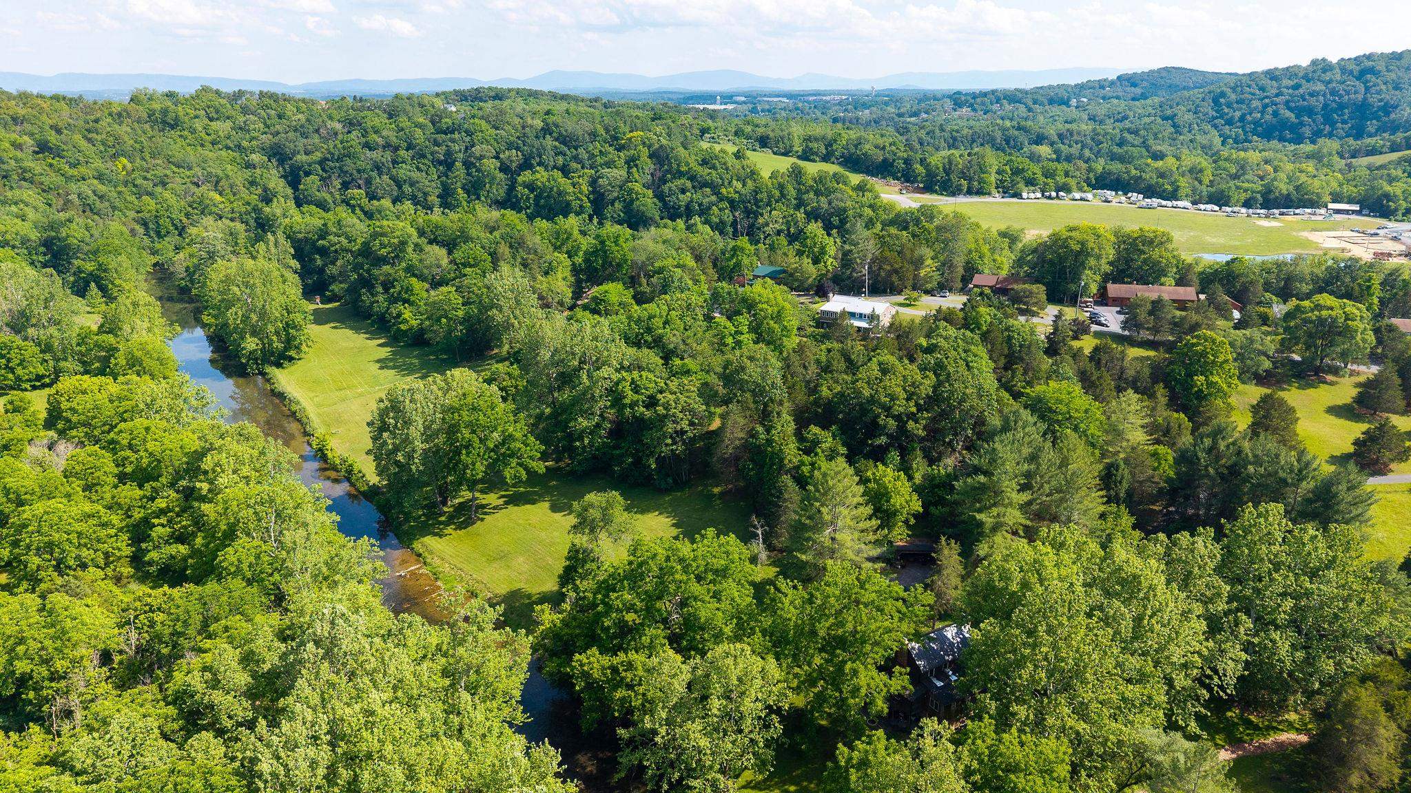 126 RIVER RIDGE RD, VERONA, Virginia 24482, 3 Bedrooms Bedrooms, ,2 BathroomsBathrooms,Residential,126 RIVER RIDGE RD,678427 MLS # 678427 126 RIVER RIDGE RD, VERONA, Virginia 24482, 3 Bedrooms Bedrooms, ,2 BathroomsBathrooms,Residential,126 RIVER RIDGE RD,678427 MLS # 678427