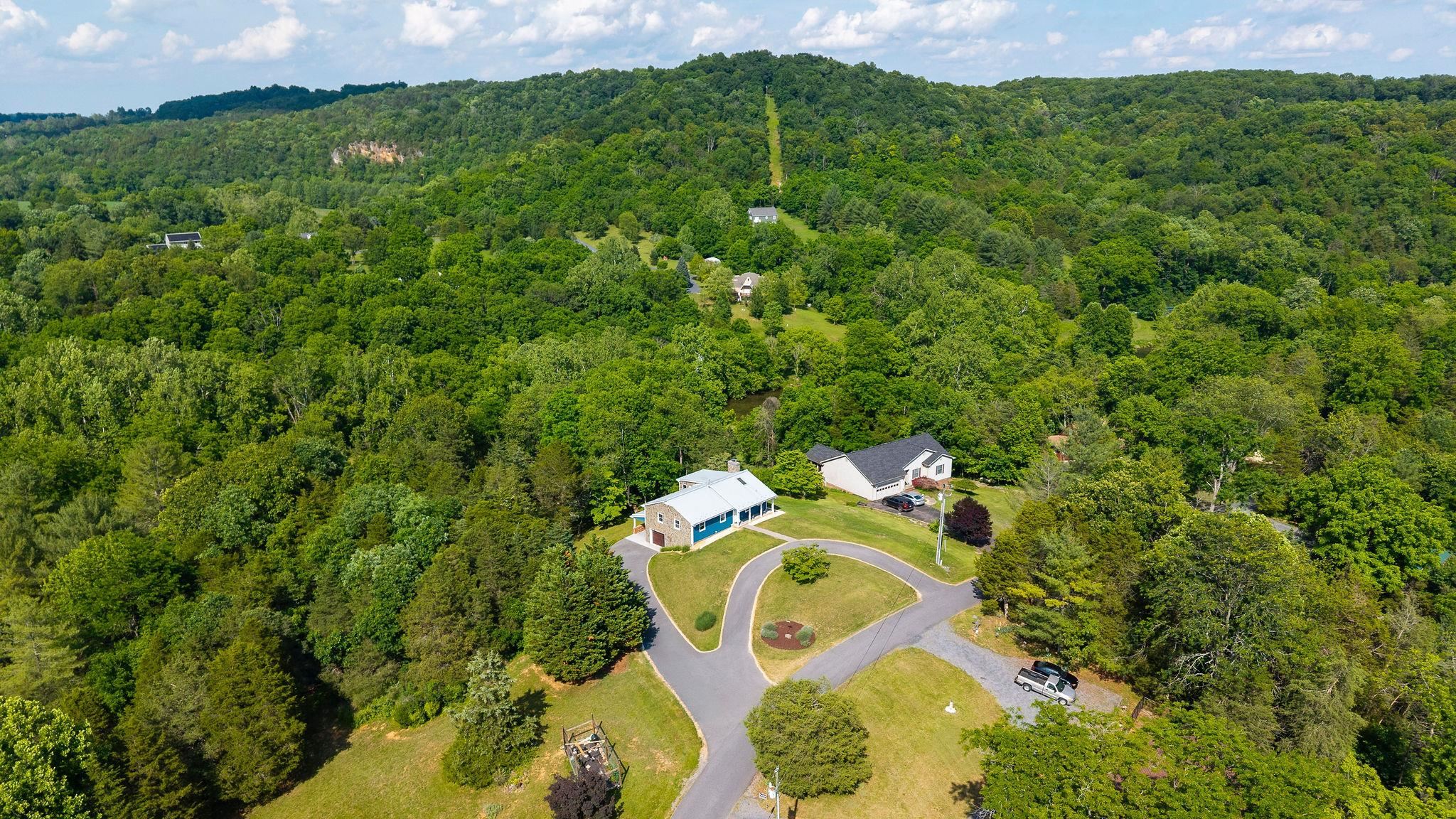 126 RIVER RIDGE RD, VERONA, Virginia 24482, 3 Bedrooms Bedrooms, ,2 BathroomsBathrooms,Residential,126 RIVER RIDGE RD,678427 MLS # 678427 126 RIVER RIDGE RD, VERONA, Virginia 24482, 3 Bedrooms Bedrooms, ,2 BathroomsBathrooms,Residential,126 RIVER RIDGE RD,678427 MLS # 678427