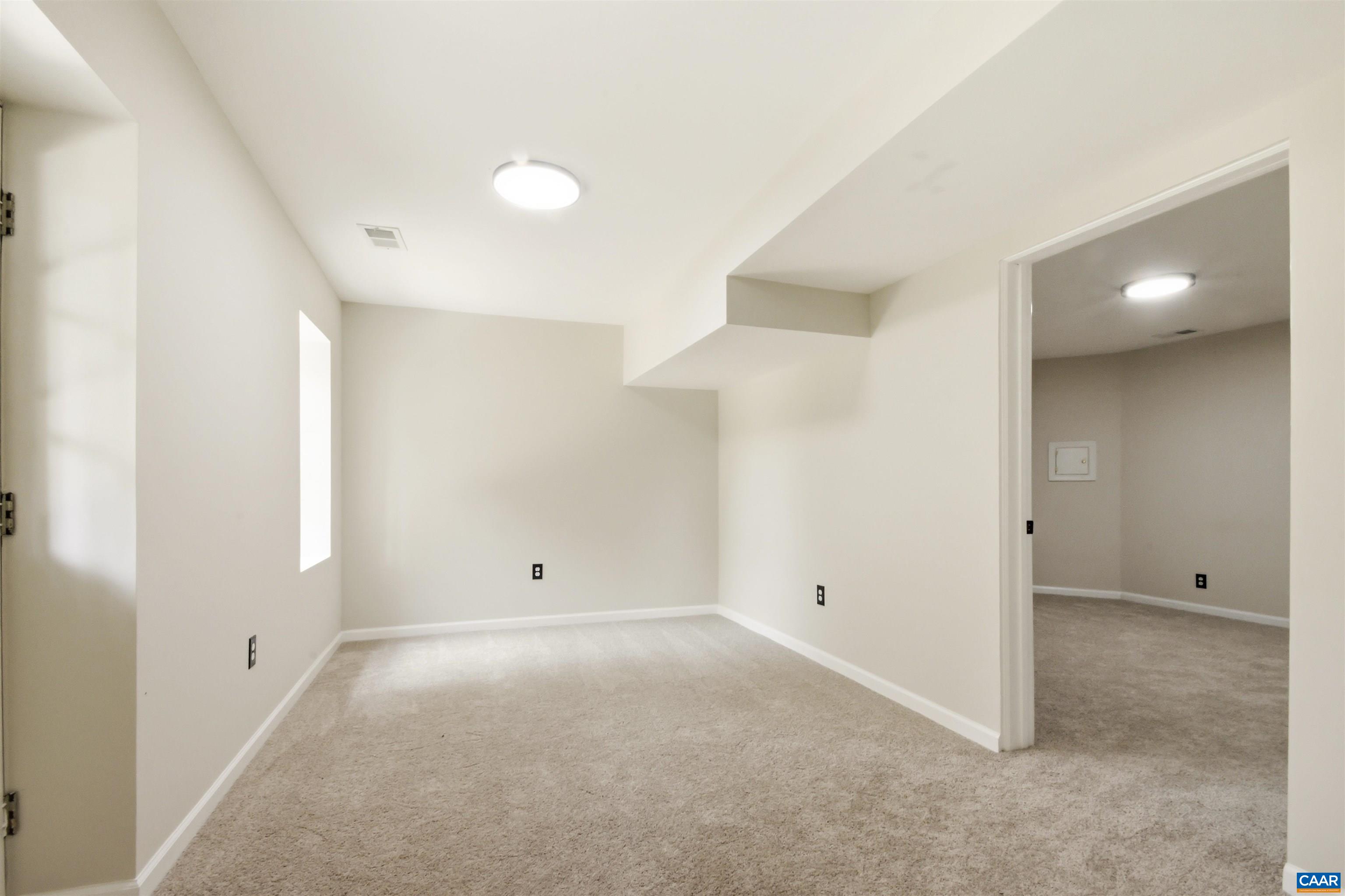 31 HILLANDALE DR, STAUNTON, Virginia 24401, 3 Bedrooms Bedrooms, ,2 BathroomsBathrooms,Residential,31 HILLANDALE DR,678135 MLS # 678135 31 HILLANDALE DR, STAUNTON, Virginia 24401, 3 Bedrooms Bedrooms, ,2 BathroomsBathrooms,Residential,31 HILLANDALE DR,678135 MLS # 678135